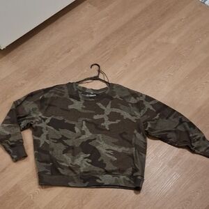 Camo Print Sweatshirt